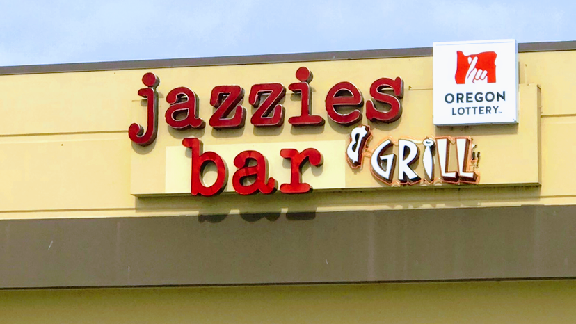 Jazzies Bar & Grill | restaurant | 1869 Pioneer Pkwy E, Springfield, OR 97477, USA | 5417478090 OR +1 541-747-8090