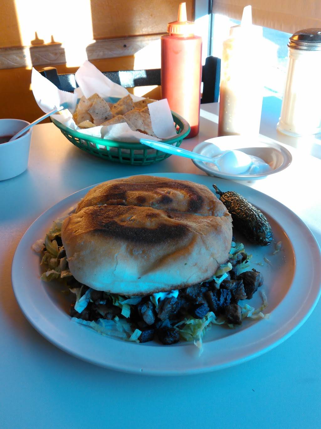 Taquería Jamay Jal | restaurant | 2500 W 51st St, Chicago, IL 60632, USA | 7737760254 OR +1 773-776-0254