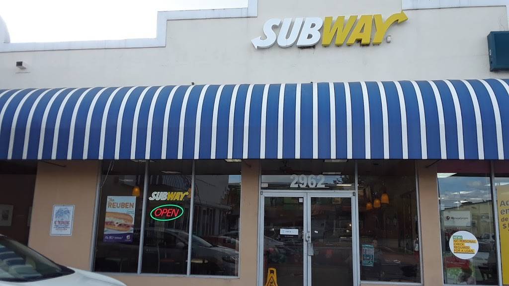 Subway | meal takeaway | 2962 SW 8th St, Miami, FL 33135, USA | 3056425025 OR +1 305-642-5025
