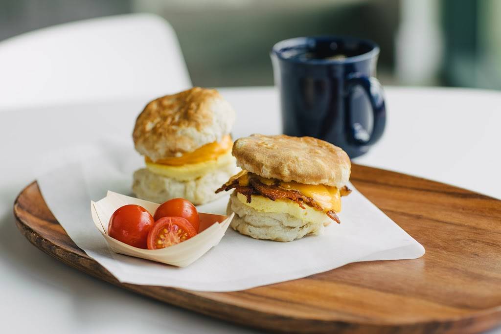 Haymarket Bistro | restaurant | 300 E Market St Suite 100A, Louisville, KY 40202, USA | 5027796825 OR +1 502-779-6825