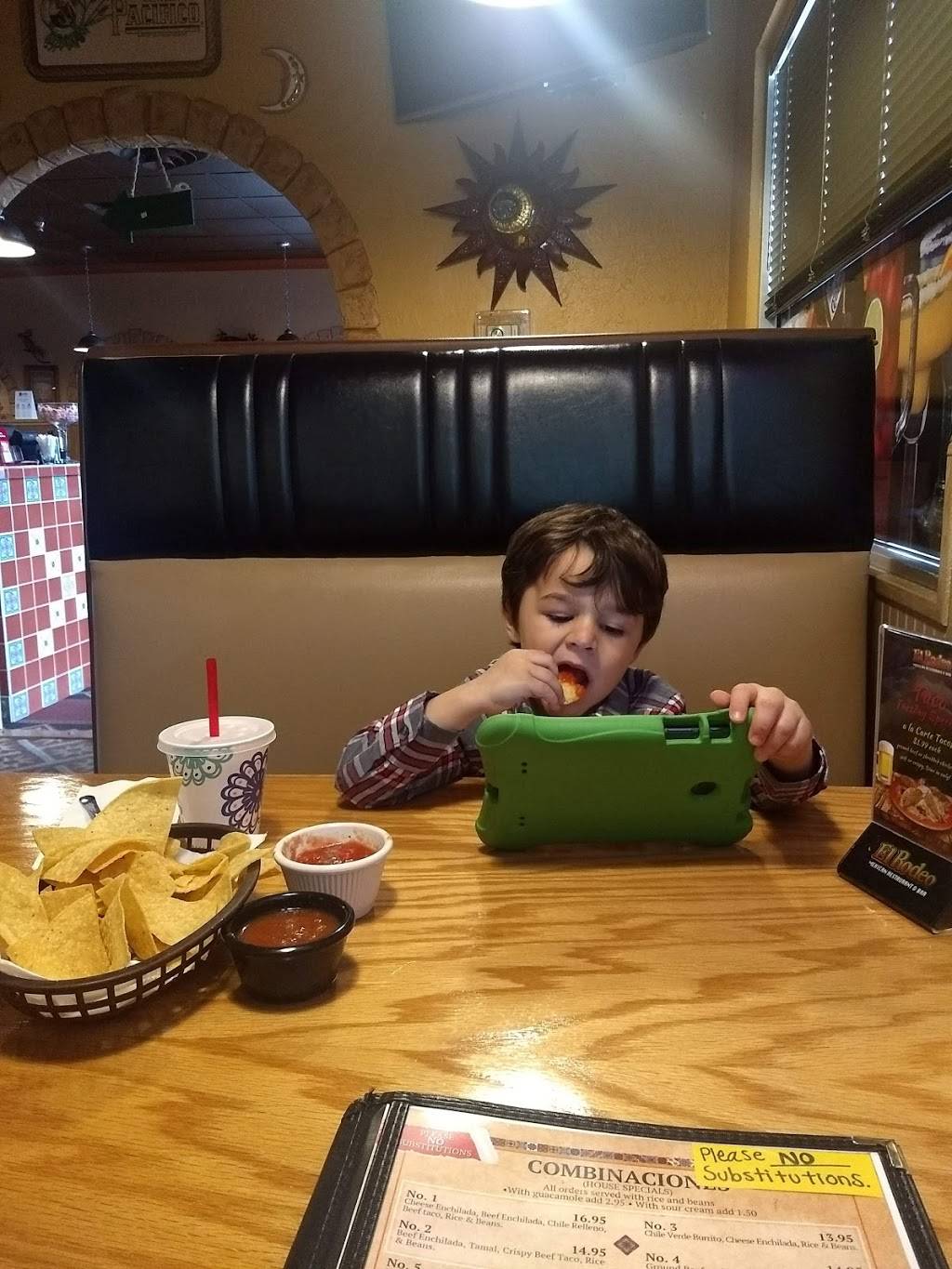 El Rodeo Mexican Restaurant | restaurant | 385 Muldoon Rd, Anchorage, AK 99504, USA | 9073385393 OR +1 907-338-5393