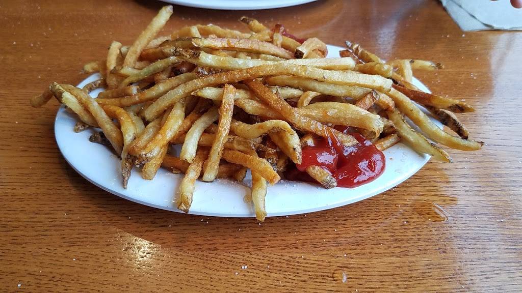 BurgerMonger | restaurant | 3838 W Neptune St, Tampa, FL 33629, USA | 8132540290 OR +1 813-254-0290