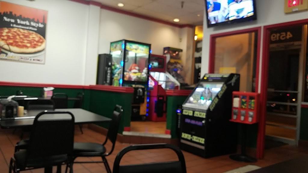 St. Louis Pizza & Wings | restaurant | 4519 Gravois Village Ctr, High Ridge, MO 63049, USA | 6363768300 OR +1 636-376-8300