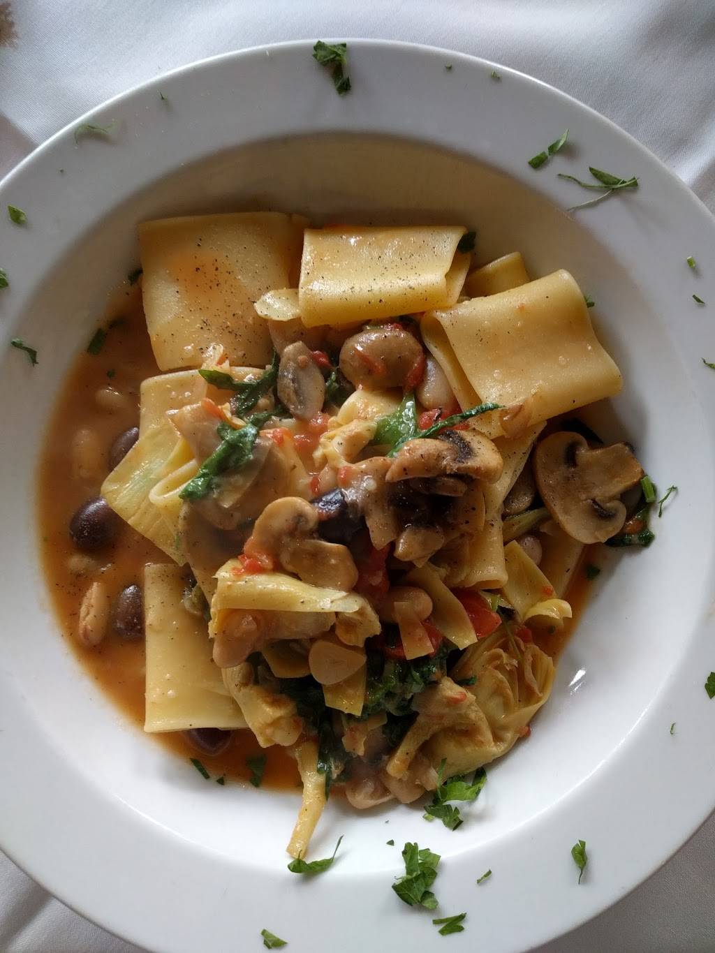 Lucia | restaurant | 51 Bank St, New Milford, CT 06776, USA | 8603555100 OR +1 860-355-5100