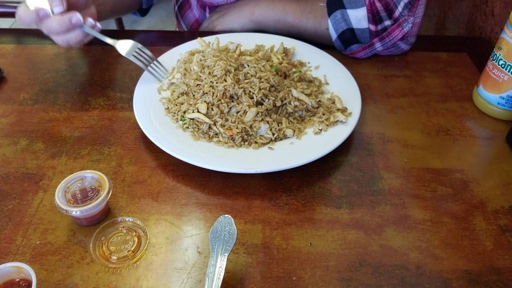 Four Seasons | restaurant | 5960 Kingstowne Center #110, Alexandria, VA 22315, USA | 7039228888 OR +1 703-922-8888