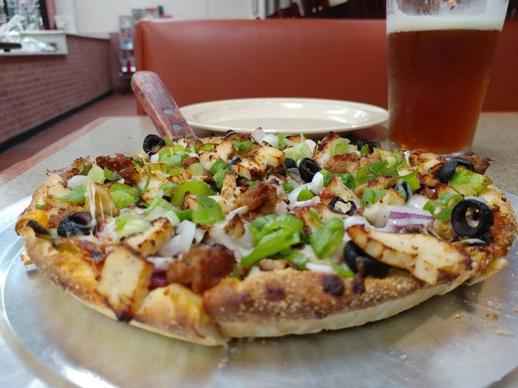 Chicagos Pizza With A Twist | meal delivery | 2961 Railroad Ave, Pittsburg, CA 94565, USA | 9254739000 OR +1 925-473-9000