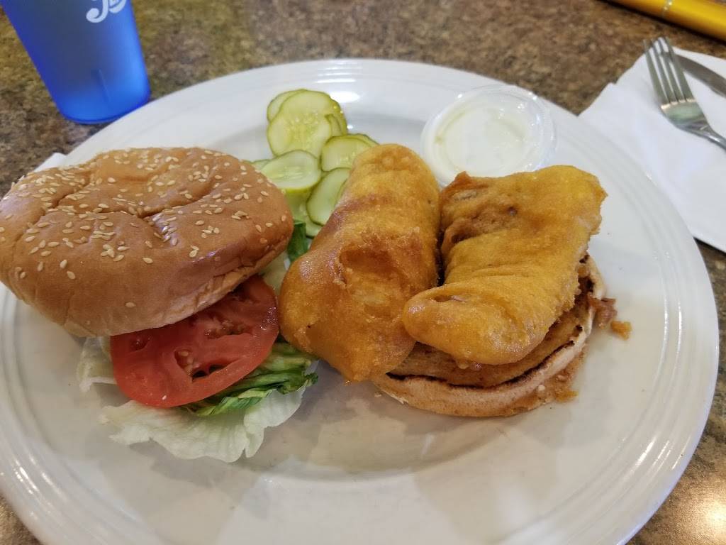 Lake Breeze Coney Grill | restaurant | 2898 N Meridian Rd, Sanford, MI 48657, USA | 9896875002 OR +1 989-687-5002