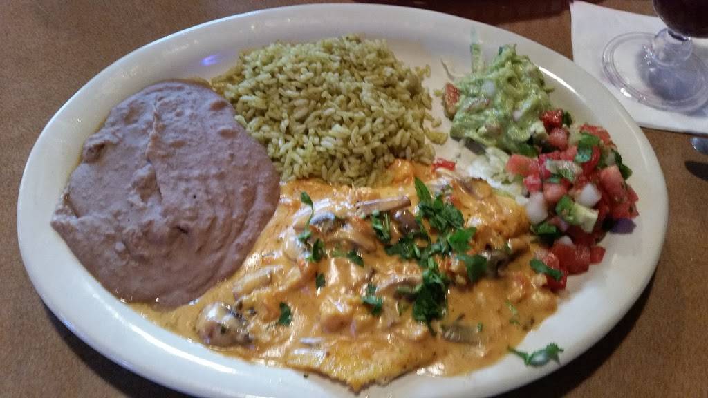 Cilantros Mexican Grill | restaurant | 12501 Canyon Falls Boulevard, Willis, TX 77318, USA | 9368566200 OR +1 936-856-6200