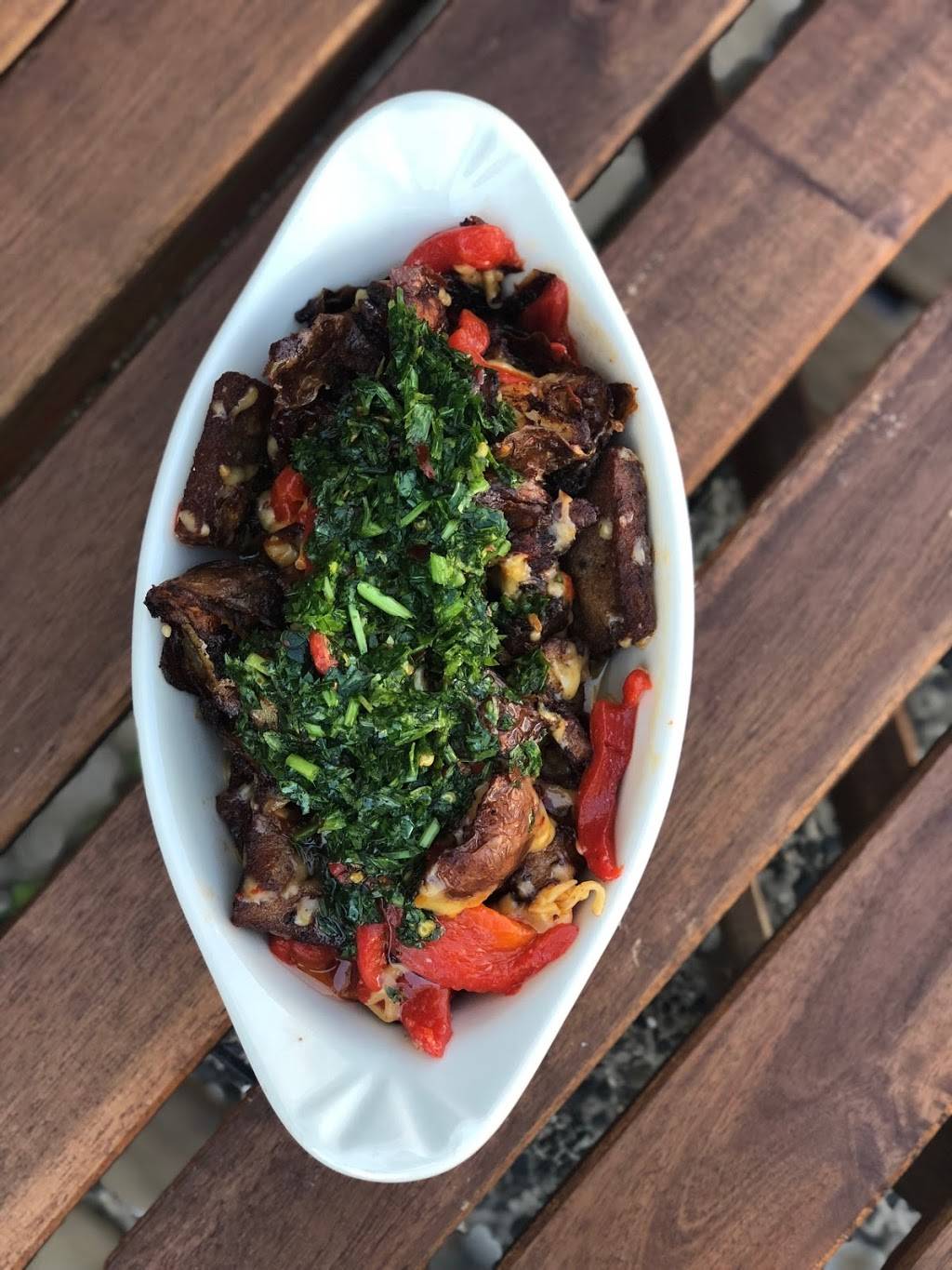 Wander Inn | restaurant | 2500 S 3rd St, Philadelphia, PA 19148, USA | 2158001264 OR +1 215-800-1264