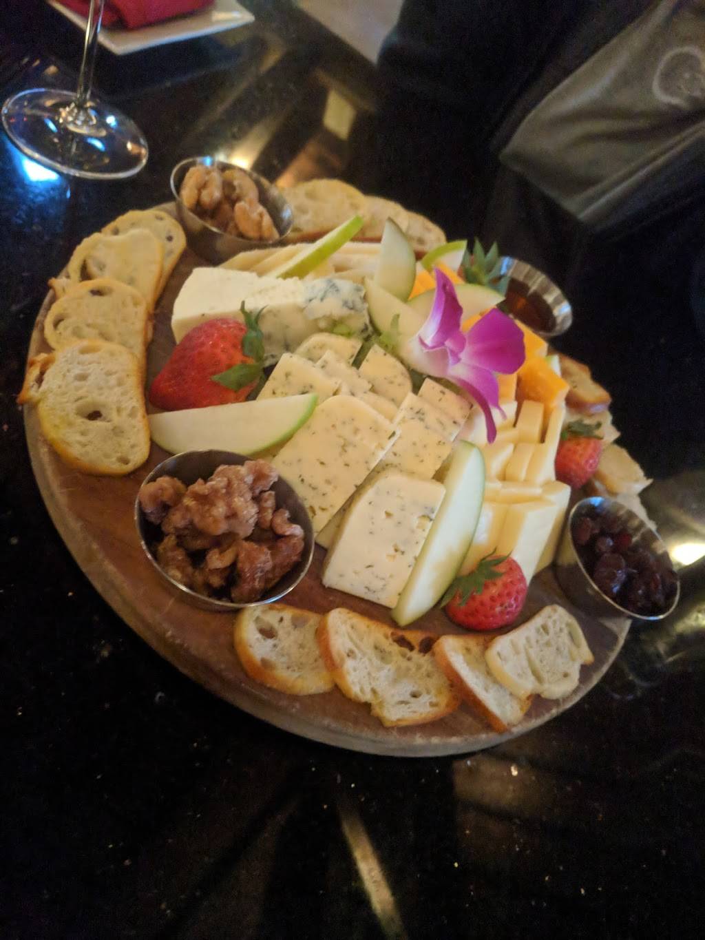 The Winery at St. George Restaurant & Lounge | night club | 1715 E Main St, Mohegan Lake, NY 10547, USA | 9144554272 OR +1 914-455-4272