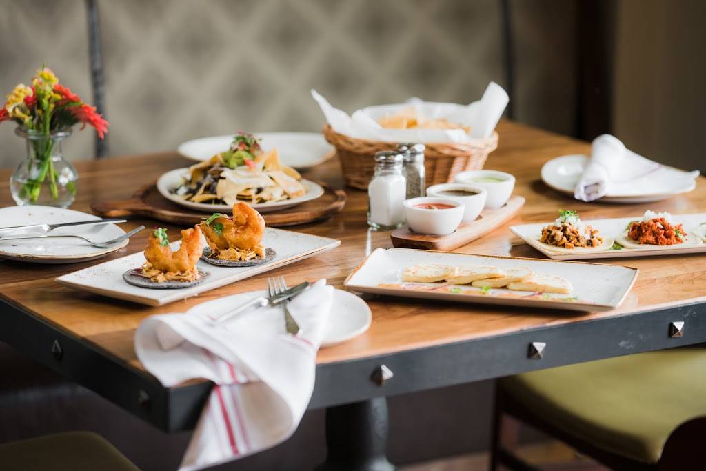 Santo Mezcal | restaurant | 119 State St, Santa Barbara, CA 93101, USA | 8058833593 OR +1 805-883-3593