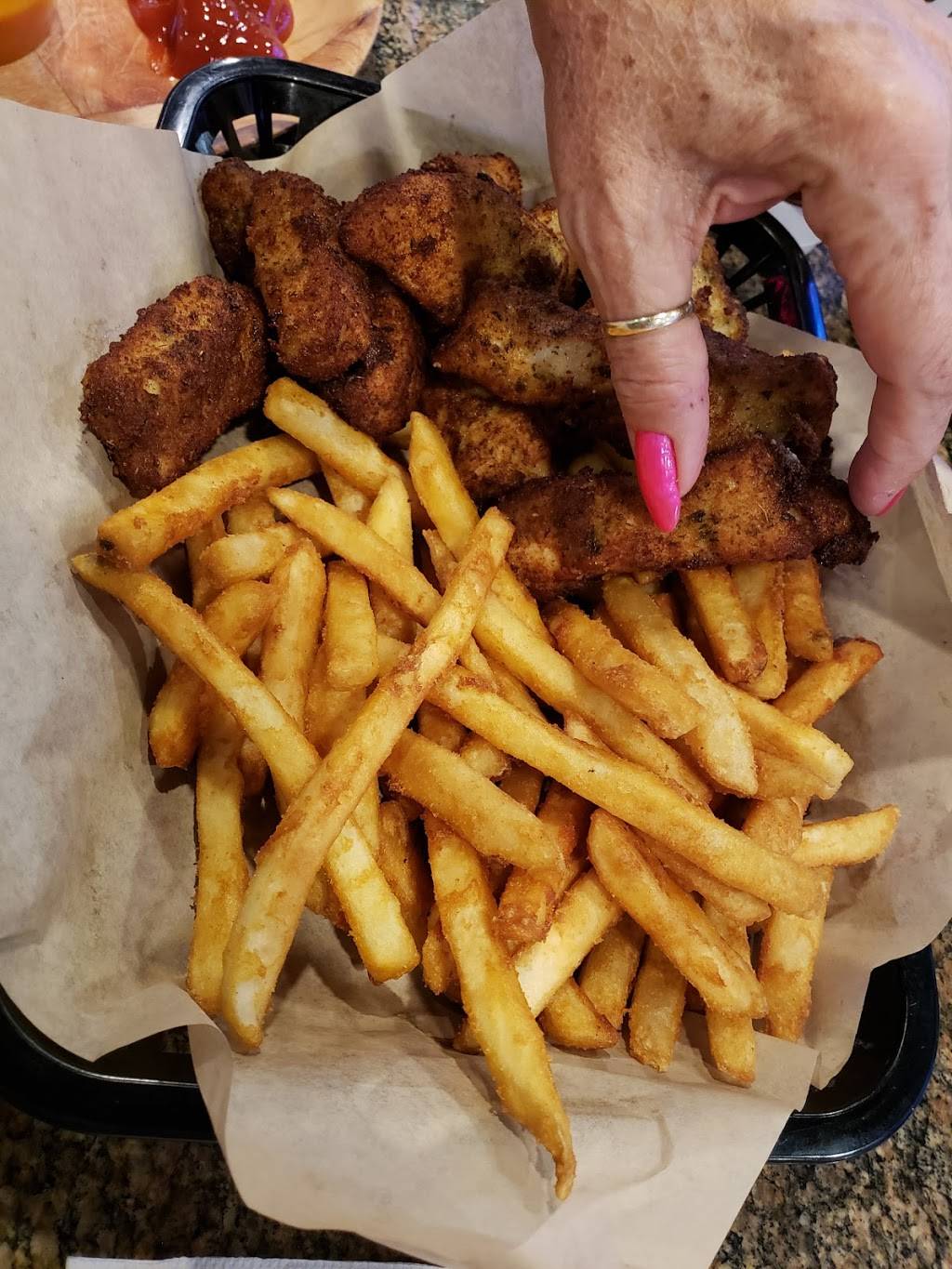 Mikes Pizza & Deli Station | restaurant | 13560 49th St N, Clearwater, FL 33762, USA | 7275724888 OR +1 727-572-4888