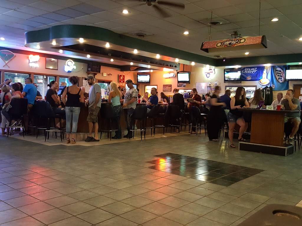 Circle Tap Bar & Grill | restaurant | 5813 County Rd NN, Denmark, WI 54208, USA | 9208638993 OR +1 920-863-8993