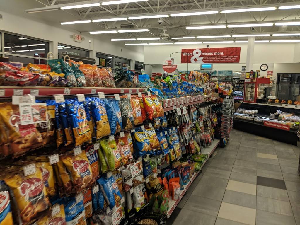 Kum & Go | meal takeaway | 13799 Pacific Cir, Longmont, CO 80504, USA | 9705354601 OR +1 970-535-4601