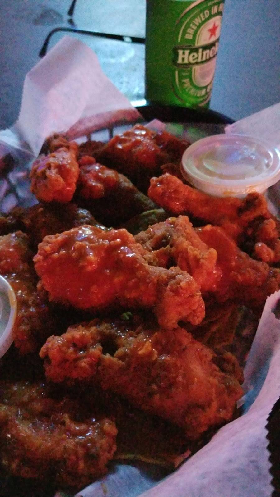 Jocks Sports Bar & Grill | restaurant | 3423 Breckenridge Ln, Louisville, KY 40220, USA | 5024911199 OR +1 502-491-1199