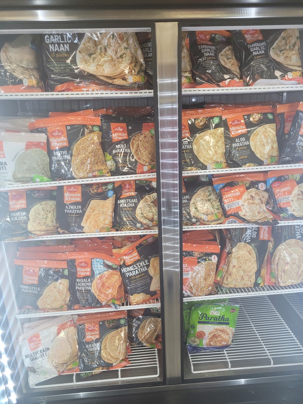 Krishna Indian Grocery and Kitchen | restaurant | 6060 E 82nd St, Indianapolis, IN 46250, USA | 3172889091 OR +1 317-288-9091