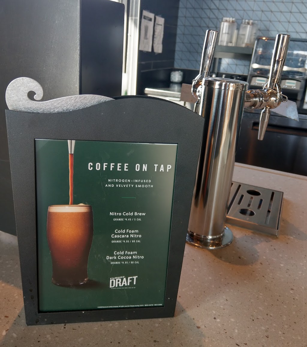 Starbucks | cafe | 421 N White Mountain Rd, Show Low, AZ 85901, USA | 9285328681 OR +1 928-532-8681