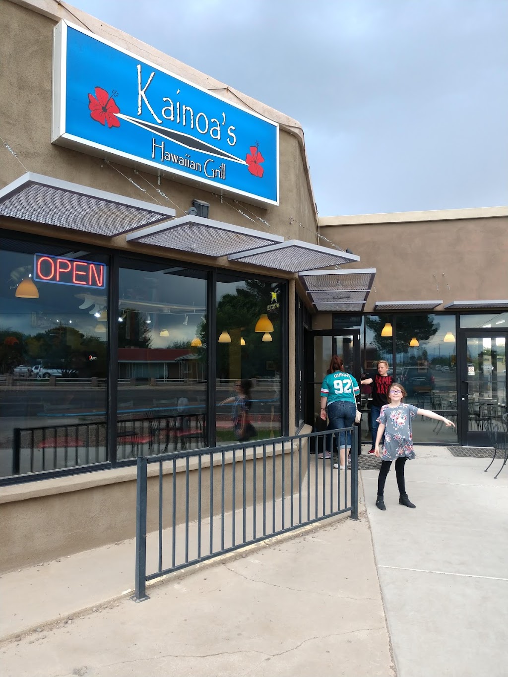 Kainoas Hawaiian Grill | restaurant | 3533 US-70, Thatcher, AZ 85552, USA | 9287922118 OR +1 928-792-2118