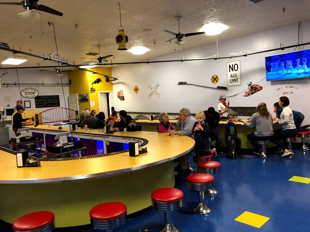 Chew Chew Town | restaurant | 1875 Seminole Trail, Charlottesville, VA 22901, USA | 4349641052 OR +1 434-964-1052