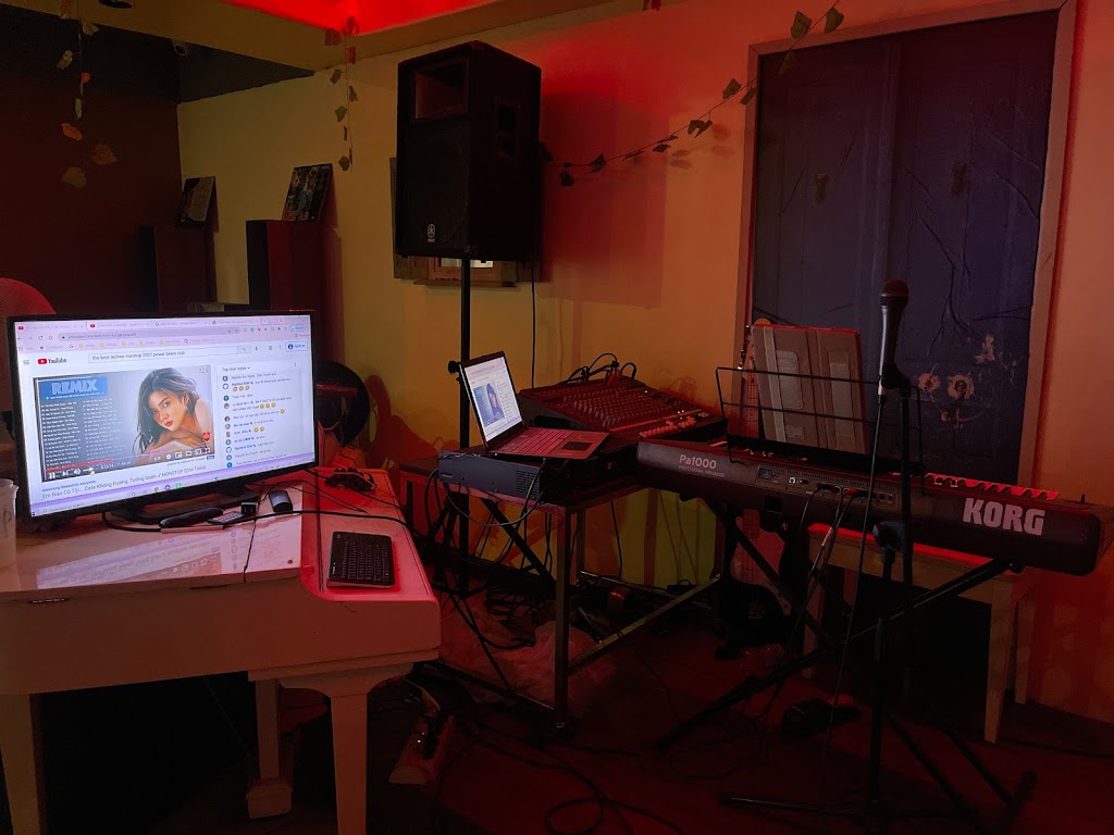 Bờ Kè Restaurant | restaurant | 12921 Fern St, Garden Grove, CA 92841, USA | 6572277856 OR +1 657-227-7856