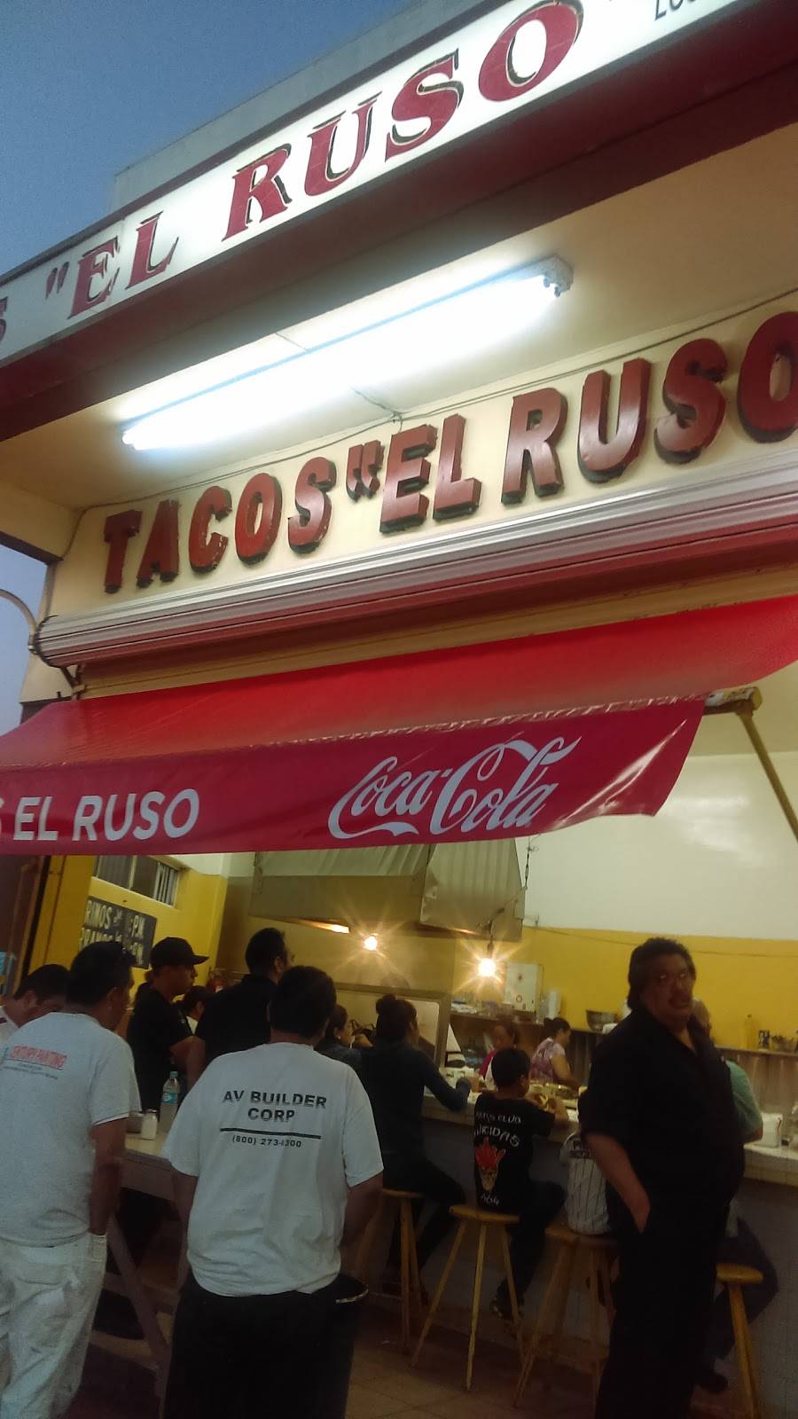 Tacos "El Ruso" | restaurant | Acueducto 4611, Soler, 22530 Tijuana, B.C., Mexico | 016644834219 OR +52 664 483 4219