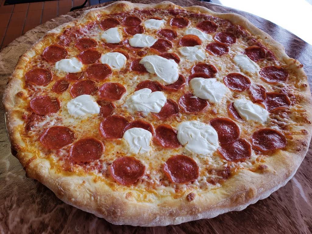 4th Street Pizza | restaurant | 3187 4th St N, St. Petersburg, FL 33704, USA | 7278955536 OR +1 727-895-5536