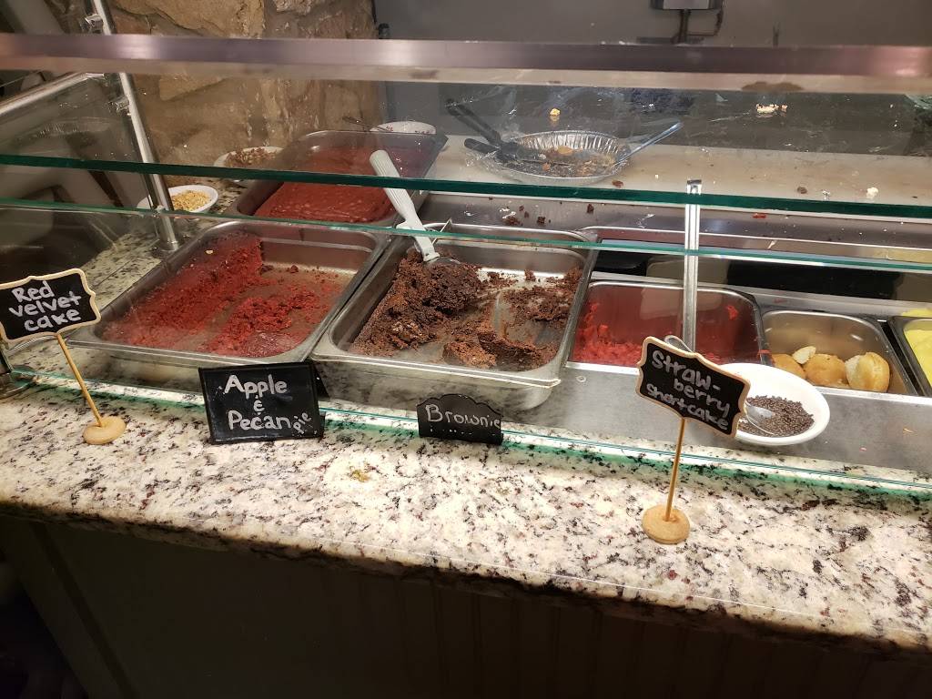 Freds Market Restaurant | restaurant | 835 Currency Cir, Lake Mary, FL 32746, USA | 4079156808 OR +1 407-915-6808