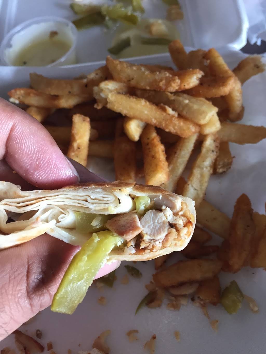 Pita Falafel Drive Thru & Grill | restaurant | 10348 S Harlem Ave, Palos Hills, IL 60465, USA | 7085768405 OR +1 708-576-8405