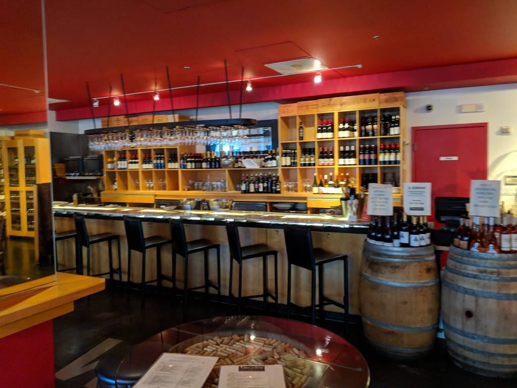 Blanc Et Rouge | restaurant | 2 Embarcadero Center, San Francisco, CA 94111, USA | 4153910758 OR +1 415-391-0758