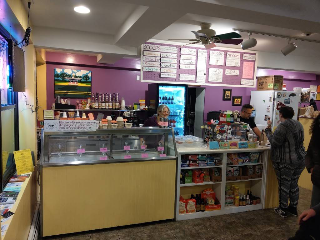 Like No Udder | restaurant | 170 Ives St, Providence, RI 02906, USA | 4012283880 OR +1 401-228-3880