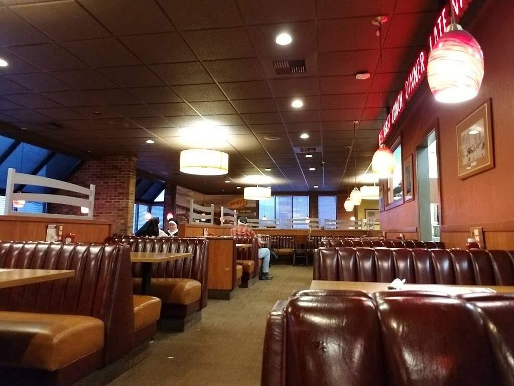 Dennys | restaurant | 7375 E State St, Rockford, IL 61108, USA | 8152268221 OR +1 815-226-8221