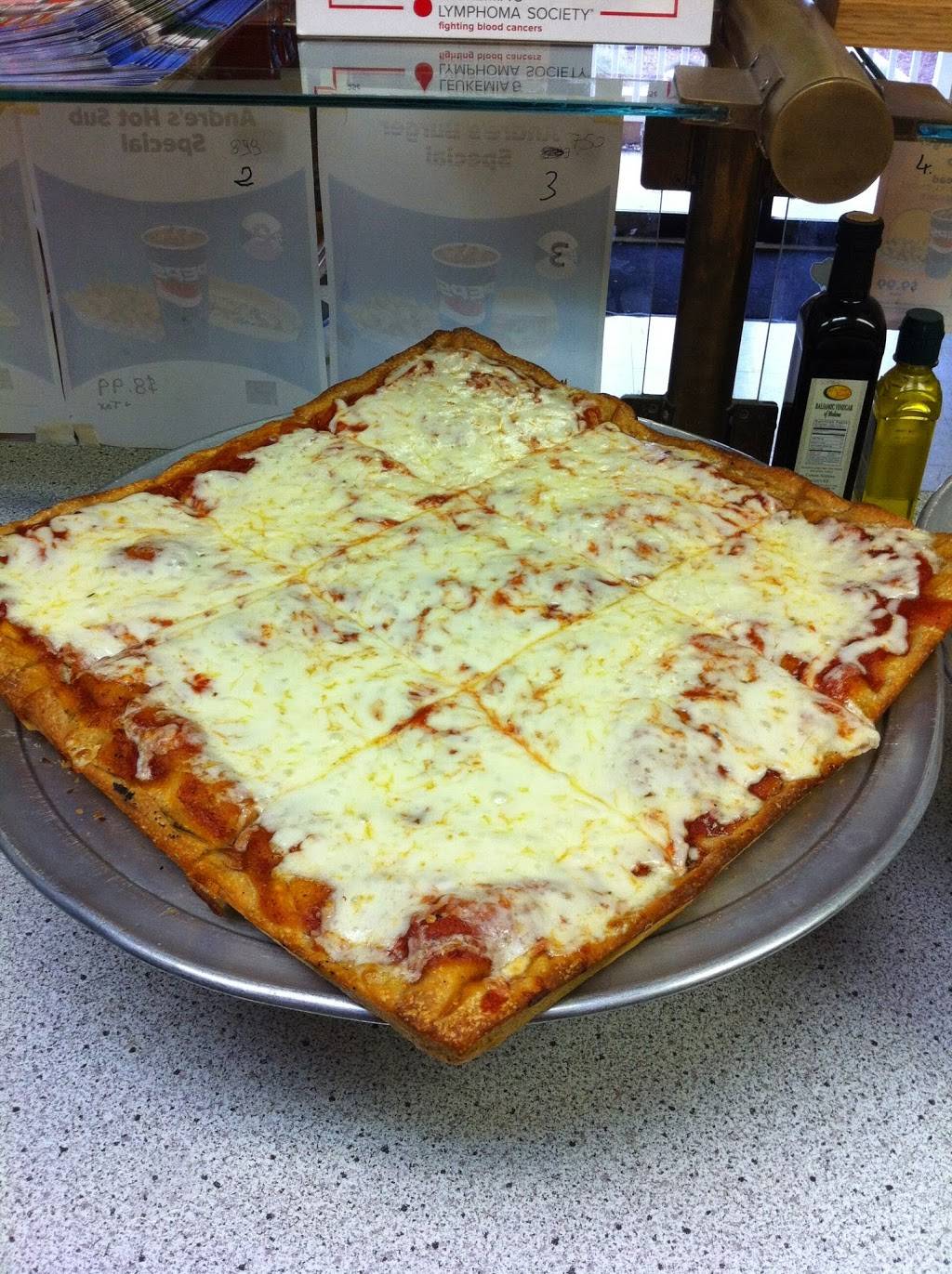 Andres Pizza | restaurant | 2209 Baltimore Pike, Oxford, PA 19363, USA | 6109322221 OR +1 610-932-2221