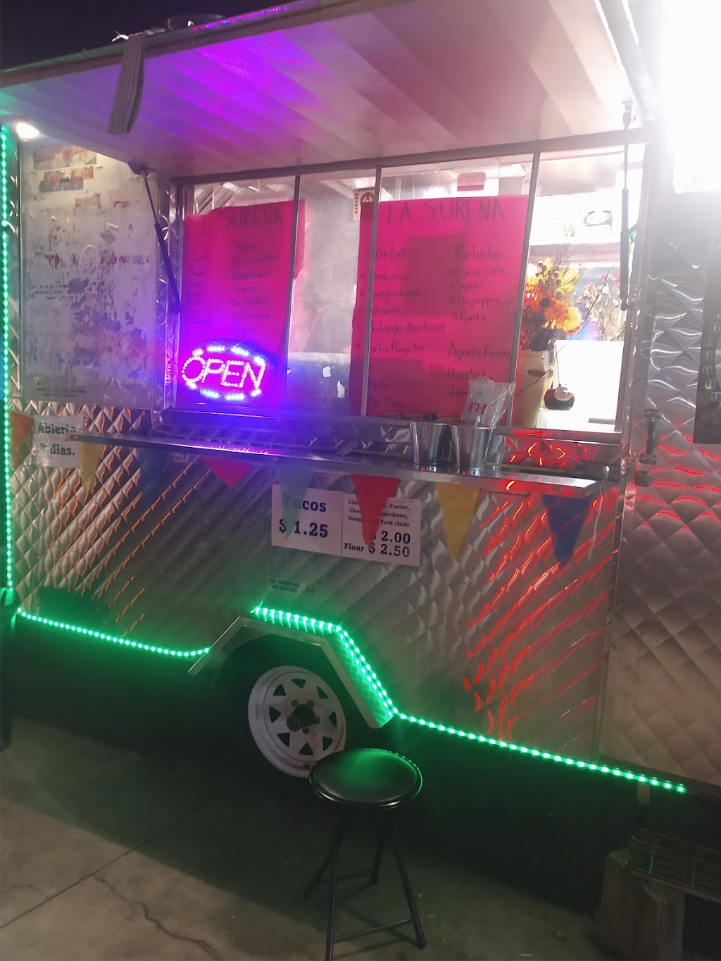 Taqueria La Sureña | restaurant | W Airport Blvd @, Hillcroft Ave, Houston, TX 77035, USA | 3463289347 OR +1 346-328-9347