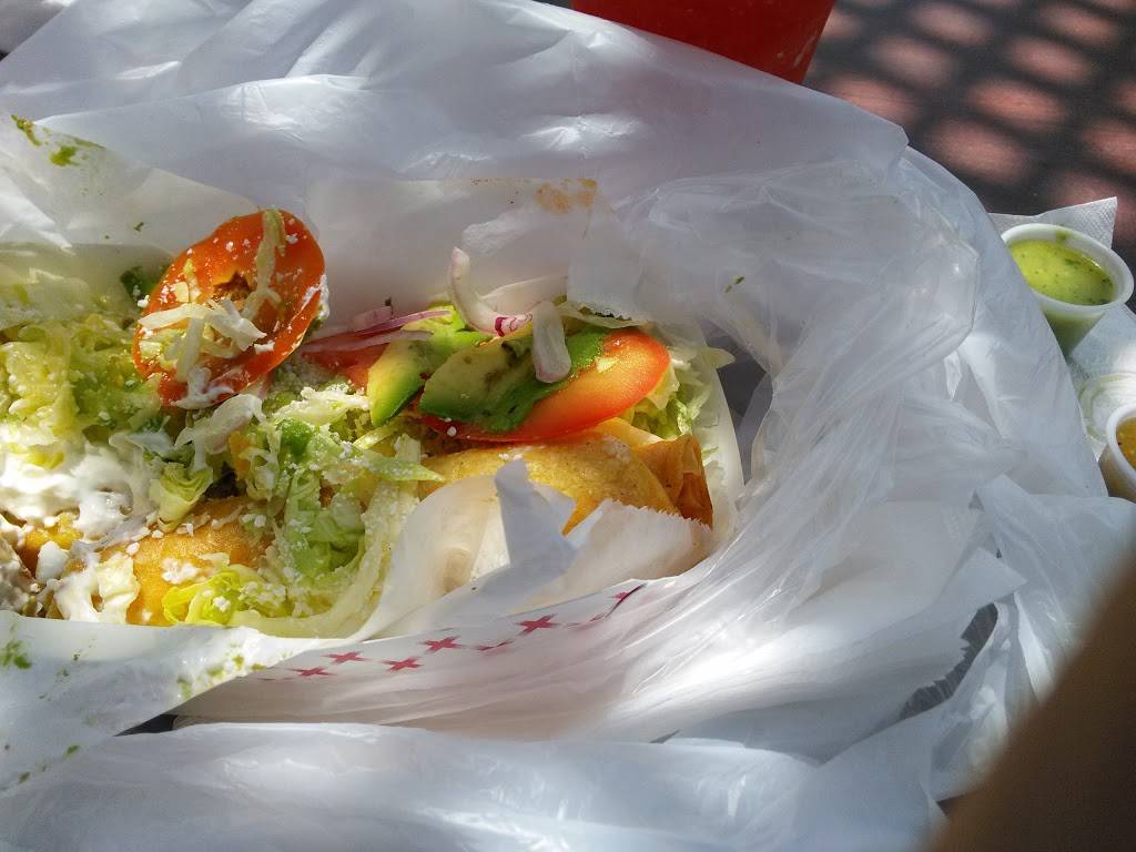 El Taco Rapido | restaurant | 7401 Alameda St, Los Angeles, CA 90001, USA | 3232779497 OR +1 323-277-9497