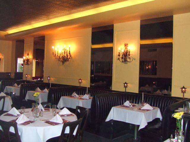 Charcoal Oven Restaurant | restaurant | 4400 Golf Rd, Skokie, IL 60076, USA | 8476758062 OR +1 847-675-8062