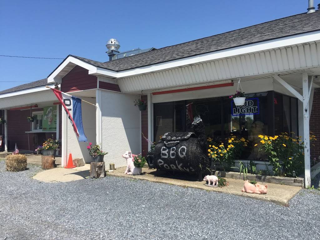Porkys Place & Backyard BBQ | restaurant | 7404 Ethan Allen Hwy, New Haven, VT 05472, USA | 8028772600 OR +1 802-877-2600