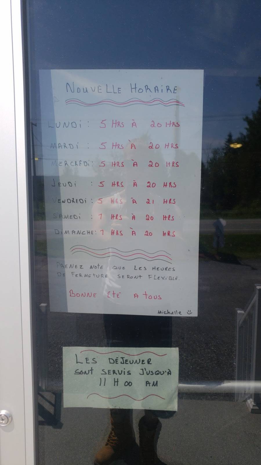 Cantine Ti-Mousse | restaurant | 432 QC-108, Saint-Romain, QC G0Y 1L0, Canada | 4184867070 OR +1 418-486-7070