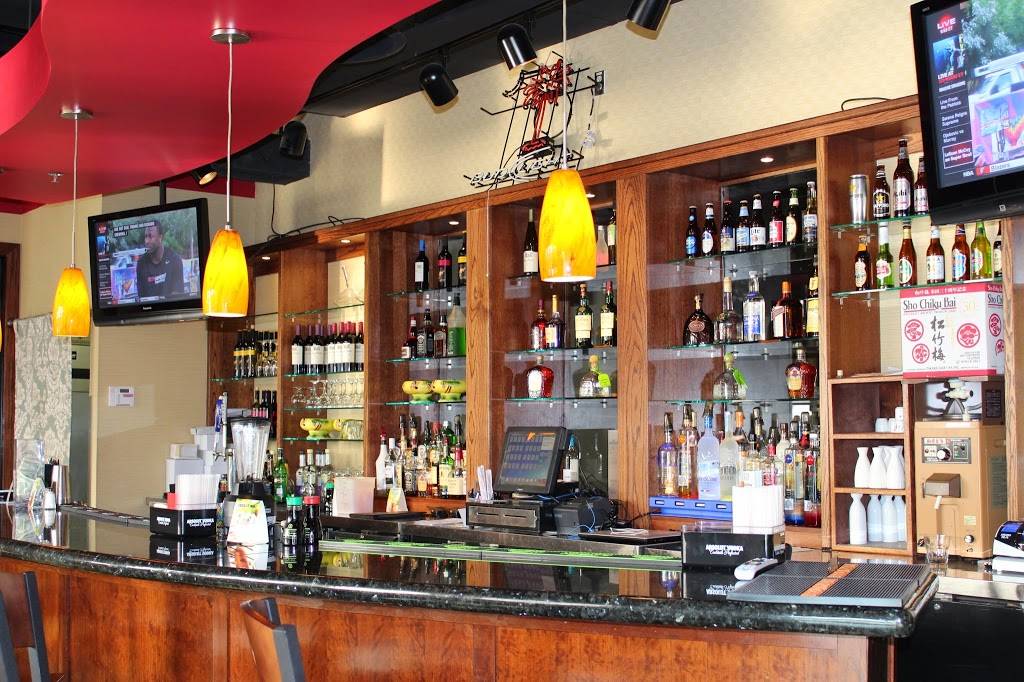 Fusion Japanese Steakhouse and Sushi Bar | restaurant | 16 Park Woodruff Dr, Greenville, SC 29607, USA | 8645388366 OR +1 864-538-8366