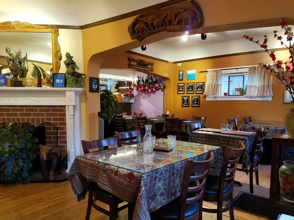 Thai Lahnna LLC | restaurant | 7937 SE 13th Ave, Portland, OR 97202, USA | 5032300422 OR +1 503-230-0422