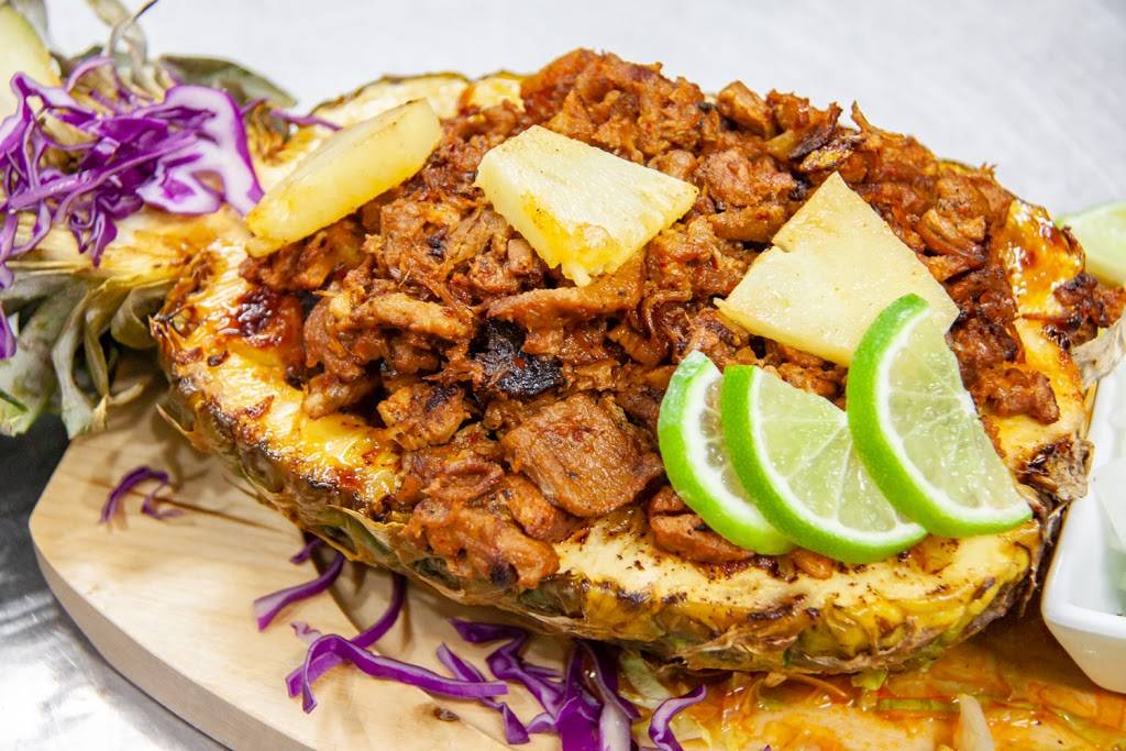 Tavos Signature Cuisine | restaurant | 5814 W Bluemound Rd, Milwaukee, WI 53213, USA | 4142398888 OR +1 414-239-8888