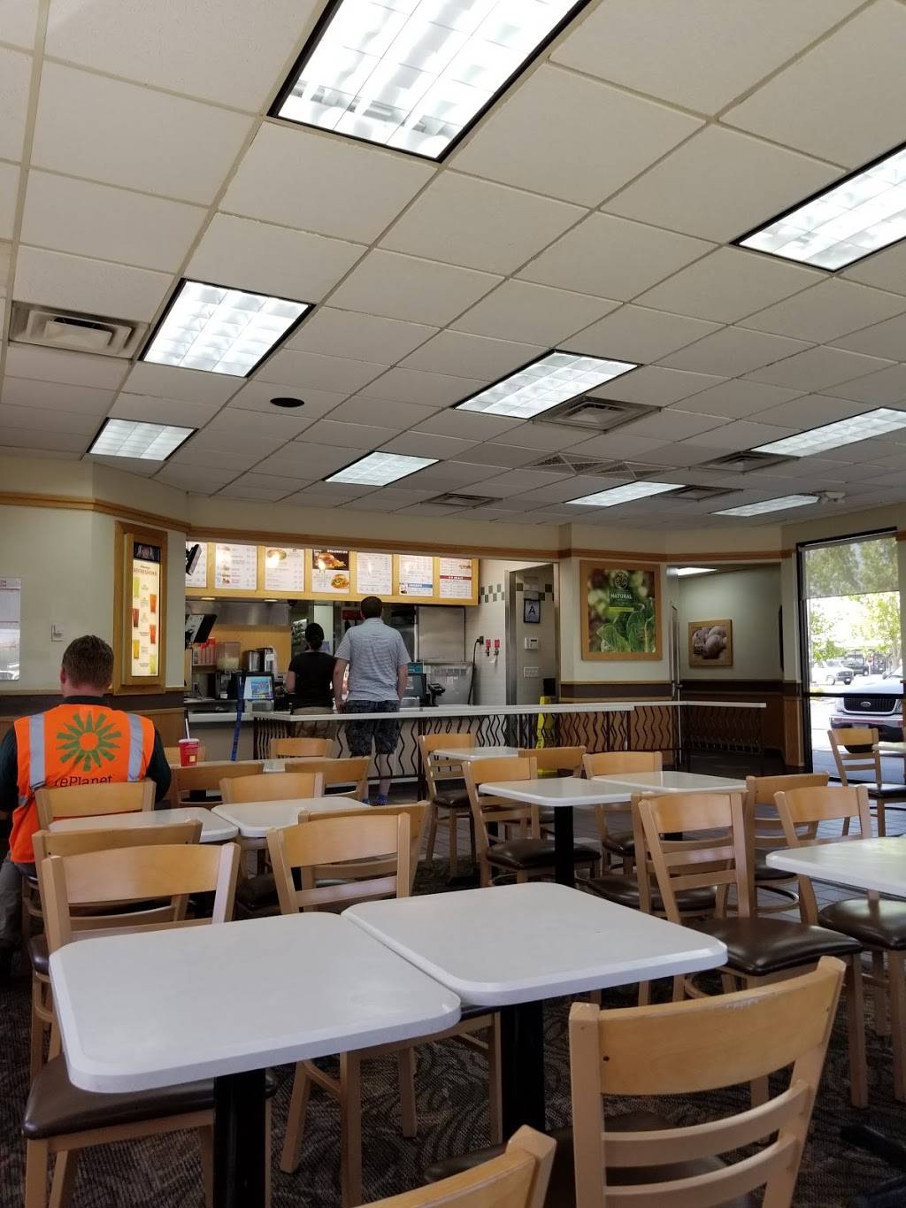 Wendys | restaurant | 14798 La Paz Dr, Victorville, CA 92395, USA | 7602410699 OR +1 760-241-0699