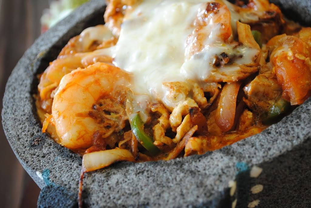 Sol Del Mar Mexican Bar and Grill | restaurant | 105 W Southline Rd, Tuscola, IL 61953, USA | 2175991012 OR +1 217-599-1012