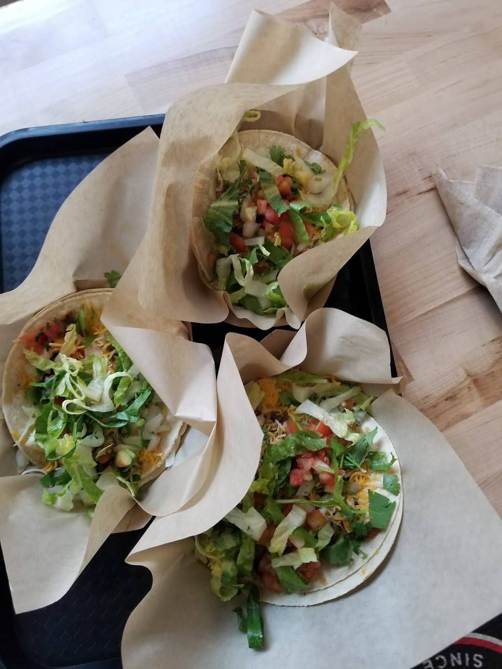 Chronic Tacos | restaurant | 116 Palm Ave, Burbank, CA 91502, USA | 7472299016 OR +1 747-229-9016