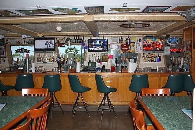 Dads Pub & Grub | restaurant | 4320 Northern Pike, Monroeville, PA 15146, USA | 4128565666 OR +1 412-856-5666