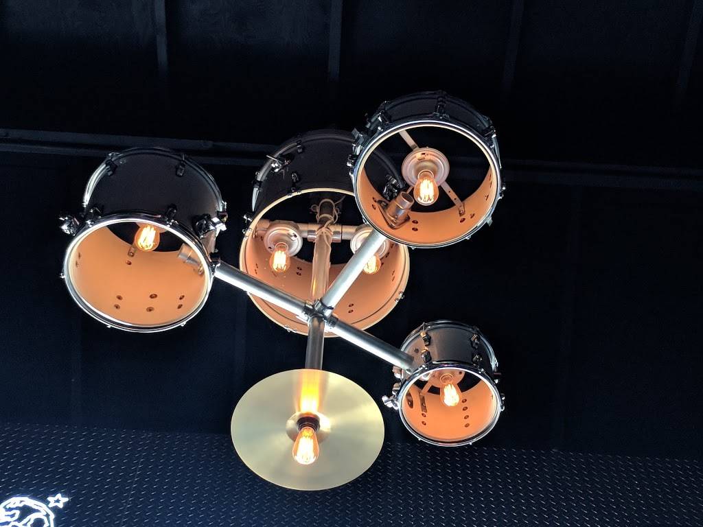 Rock N Pies | restaurant | 1120 Wilshire Blvd, Santa Monica, CA 90401, USA | 4242684380 OR +1 424-268-4380