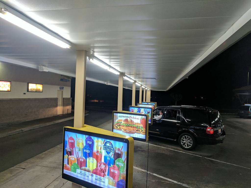 Sonic Drive-In | restaurant | 5050 Rhonda Rd, Anderson, CA 96007, USA | 5303659999 OR +1 530-365-9999