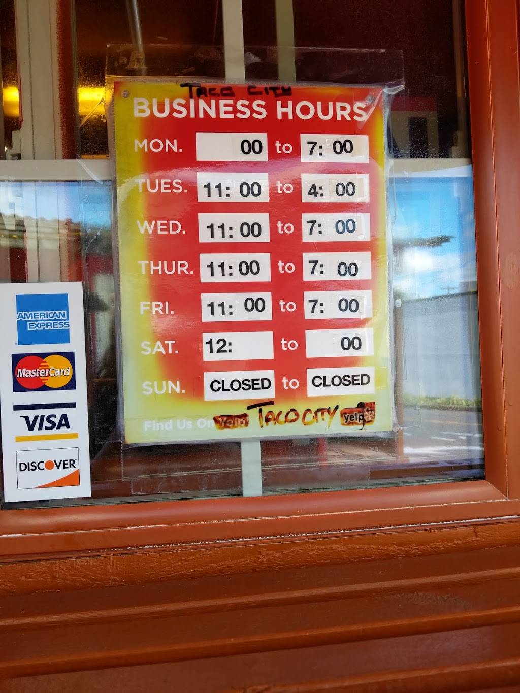 Taco City, The Taco Truck | restaurant | 6238 SW Capitol Hwy, Portland, OR 97239, USA | 5039970316 OR +1 503-997-0316