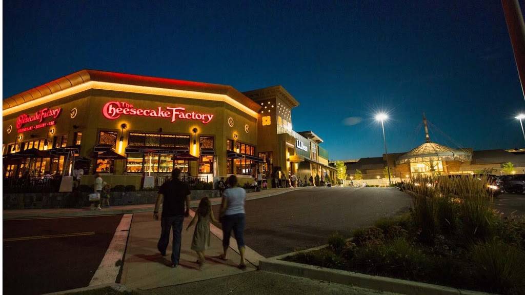 Danbury Fair | shopping mall | 7 Backus Ave, Danbury, CT 06810, USA | 2037433247 OR +1 203-743-3247