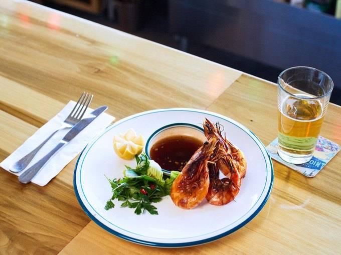 Cape House | restaurant | 2 Knickerbocker Ave, Brooklyn, NY 11237, USA | 7188212580 OR +1 718-821-2580