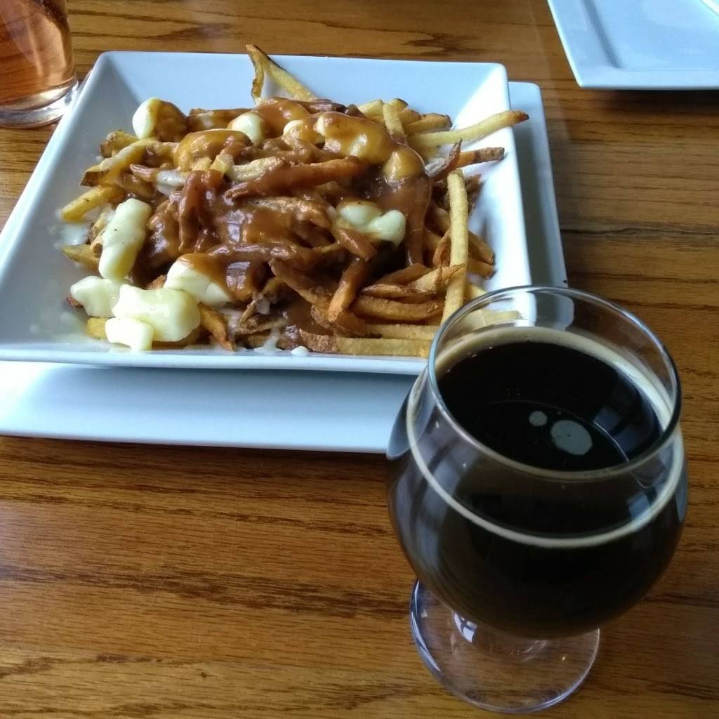 Iron Spike Brewing Company | restaurant | 150 E Simmons St, Galesburg, IL 61401, USA | 3092974718 OR +1 309-297-4718